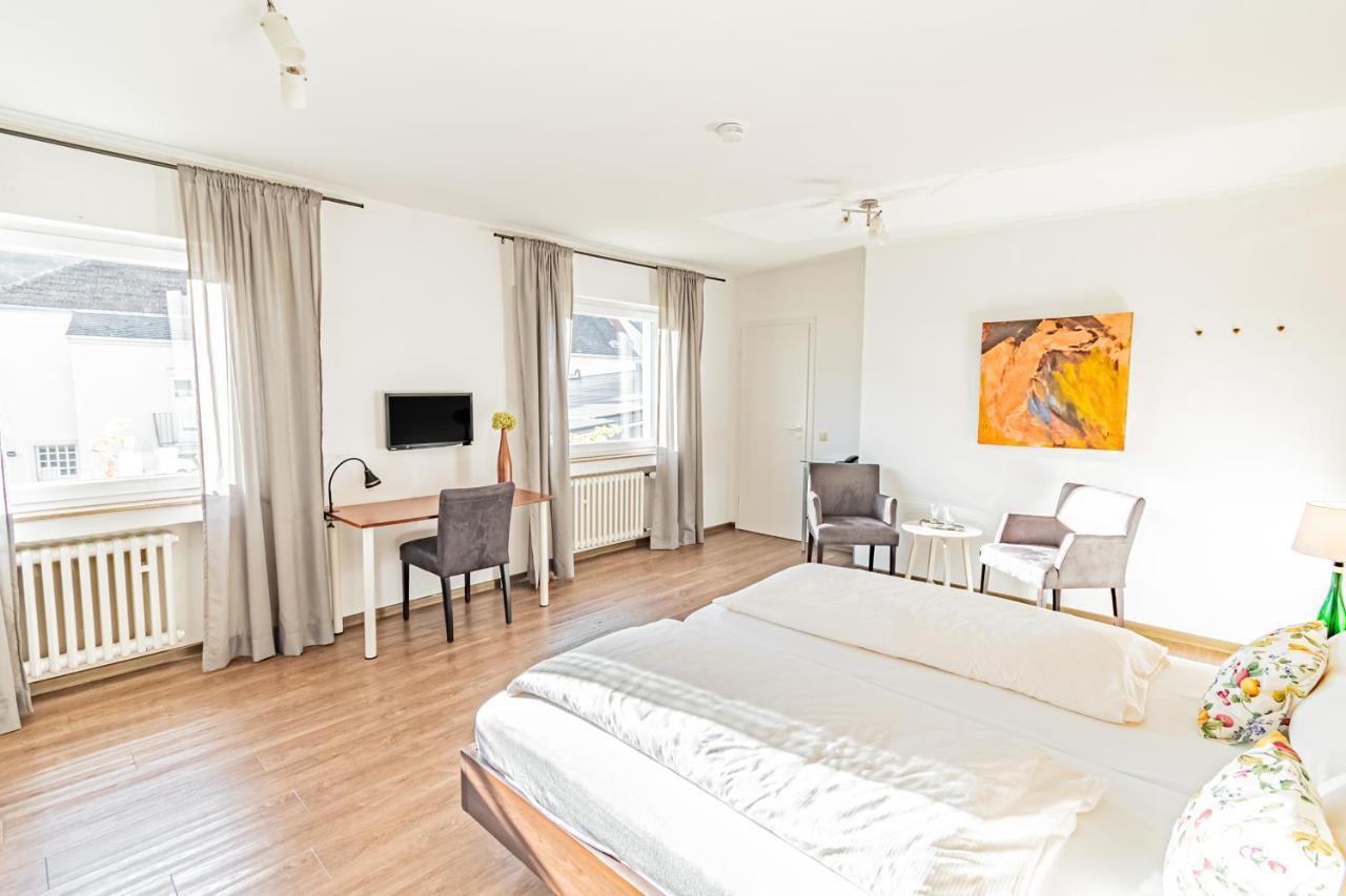 Weinhotel Ayler Kupp Exterior photo