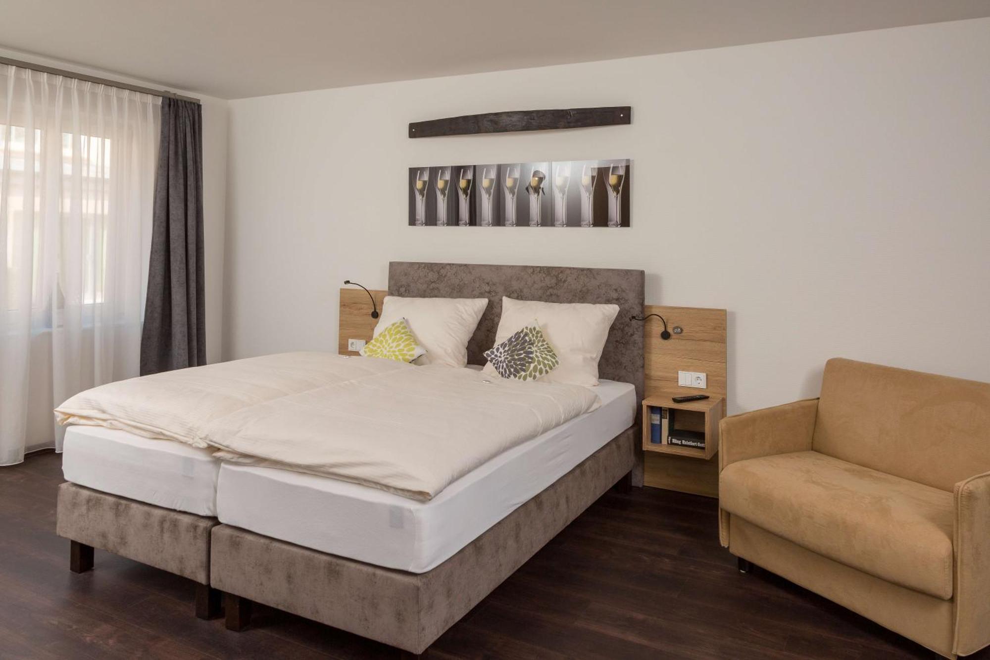 Weinhotel Ayler Kupp Room photo