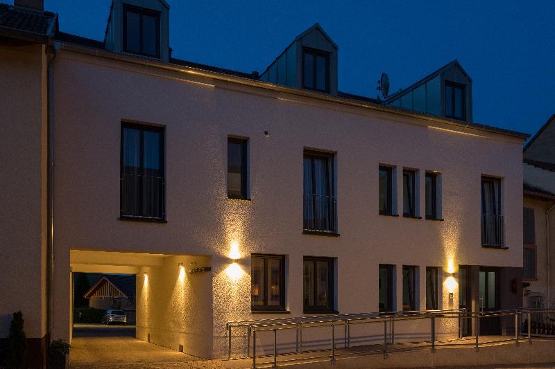 Weinhotel Ayler Kupp Exterior photo